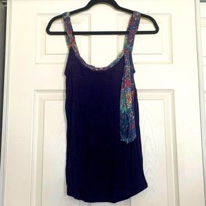 Ted Baker top size 3 (US size 8)